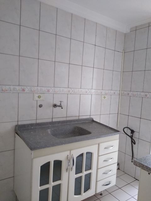 Apartamento à venda e aluguel com 2 quartos, 50m² - Foto 16