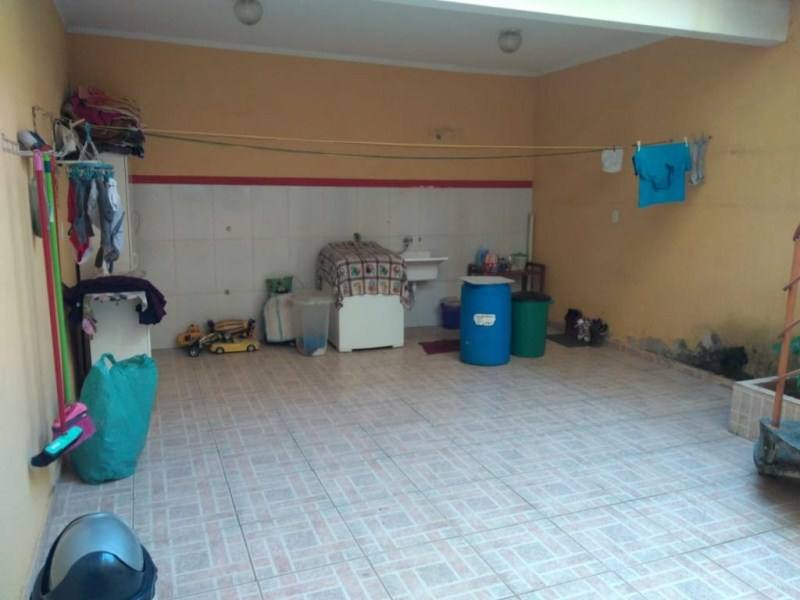 Sobrado à venda com 3 quartos, 160m² - Foto 2