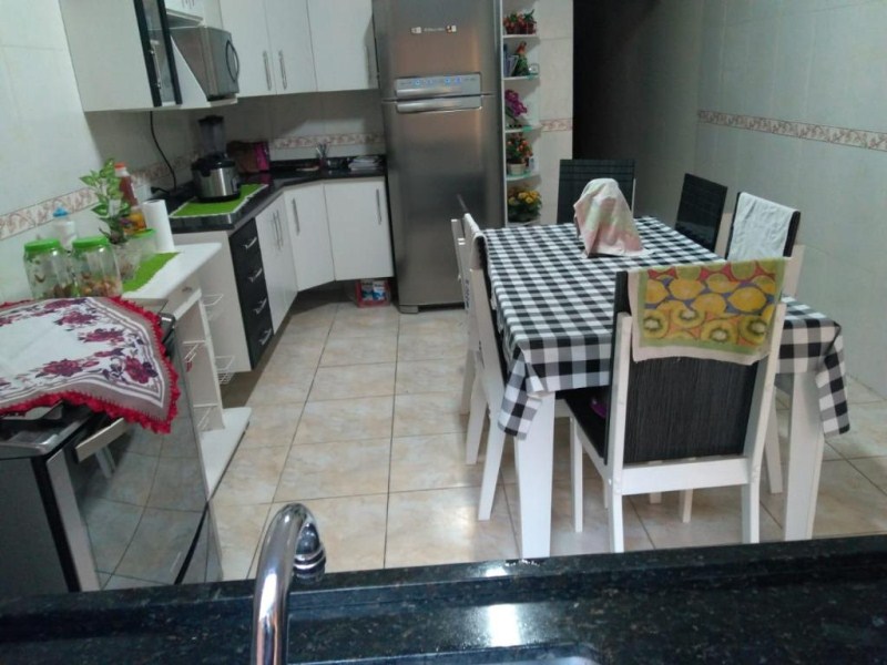 Sobrado à venda com 3 quartos, 160m² - Foto 4