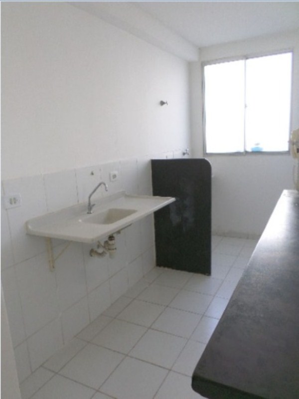 Apartamento à venda com 2 quartos, 60m² - Foto 4