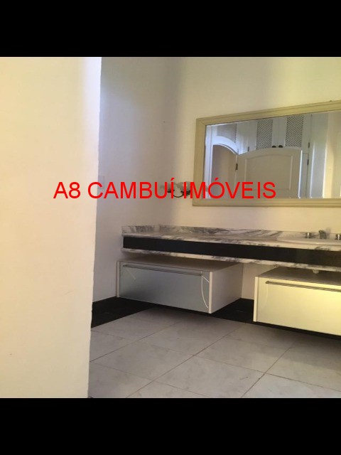 Casa para alugar com 3 quartos, 555m² - Foto 17