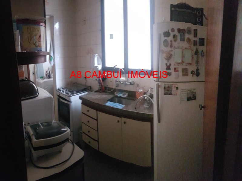 Apartamento à venda com 2 quartos, 70m² - Foto 3