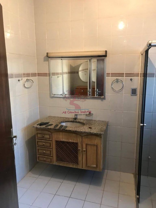 Casa à venda com 3 quartos, 250m² - Foto 9