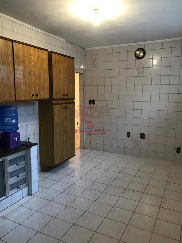 Casa à venda com 3 quartos, 250m² - Foto 18