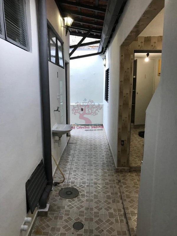 Casa à venda com 3 quartos, 250m² - Foto 23