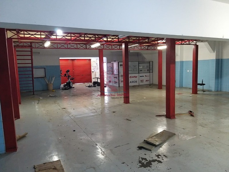 Prédio Inteiro à venda e aluguel com 4 quartos, 700m² - Foto 2