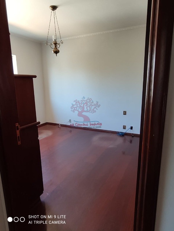 Sobrado à venda com 4 quartos, 270m² - Foto 24