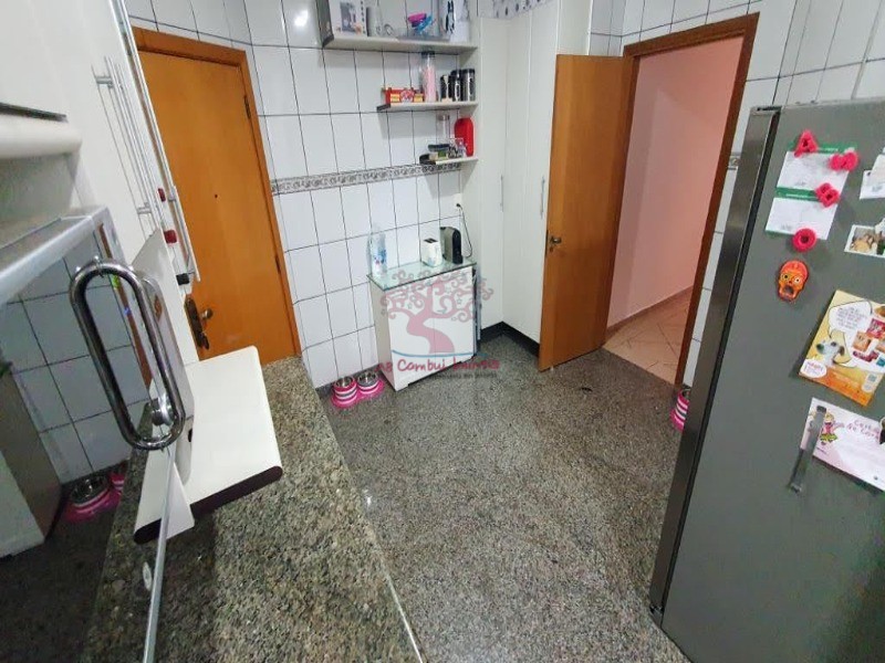 Apartamento à venda com 3 quartos, 130m² - Foto 9