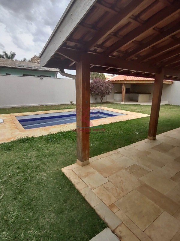 Casa de Condomínio para alugar com 4 quartos, 600m² - Foto 32