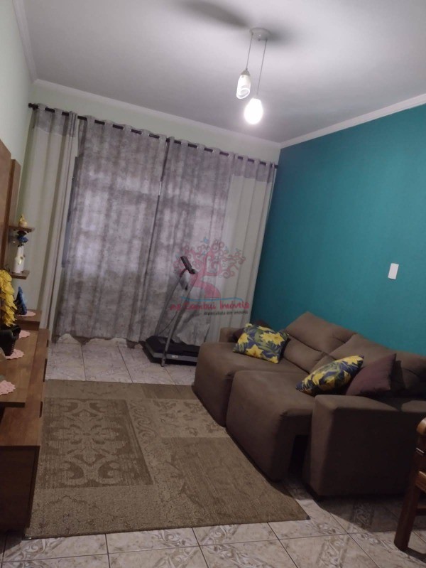 Sobrado à venda com 2 quartos, 180m² - Foto 2