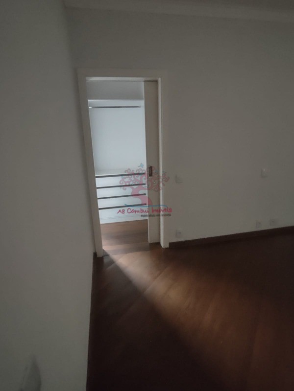 Casa de Condomínio para alugar com 4 quartos, 600m² - Foto 11