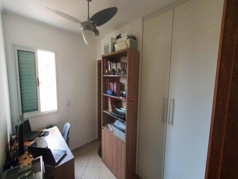 Apartamento à venda com 3 quartos, 130m² - Foto 20