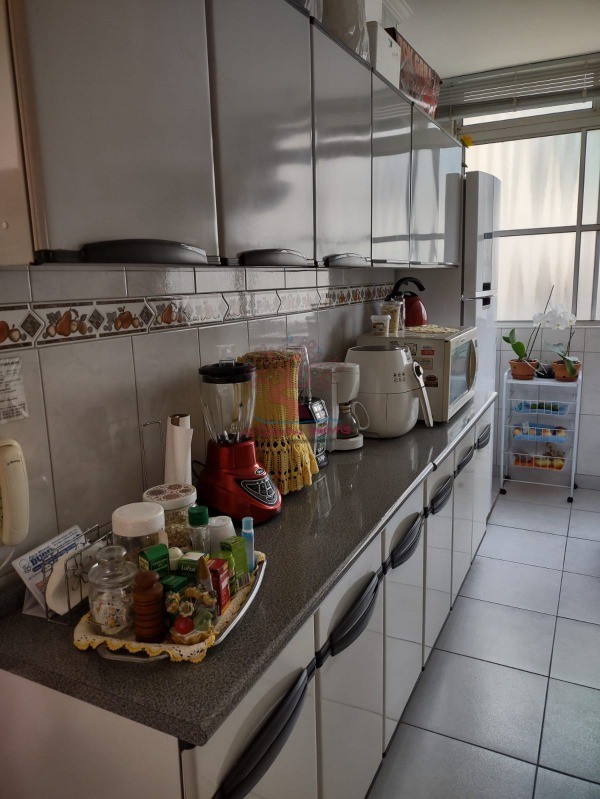 Apartamento à venda com 3 quartos, 76m² - Foto 23