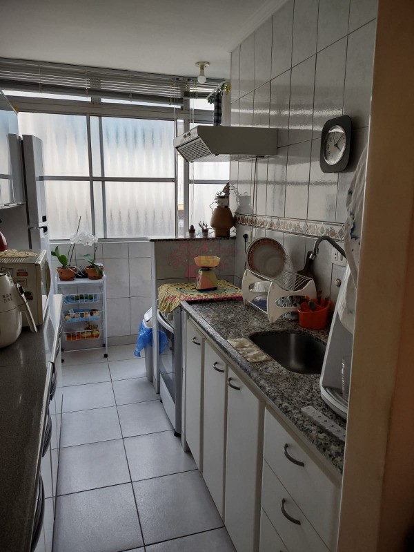 Apartamento à venda com 3 quartos, 76m² - Foto 20