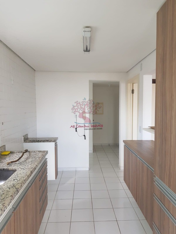 Apartamento à venda com 3 quartos, 127m² - Foto 32