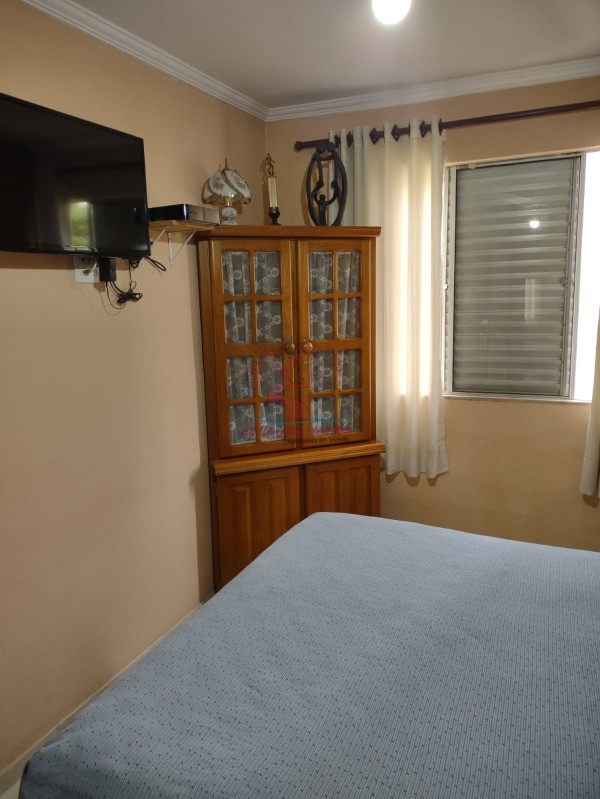 Apartamento à venda com 3 quartos, 76m² - Foto 7