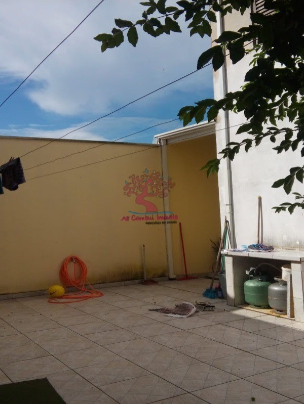 Sobrado à venda com 2 quartos, 180m² - Foto 35