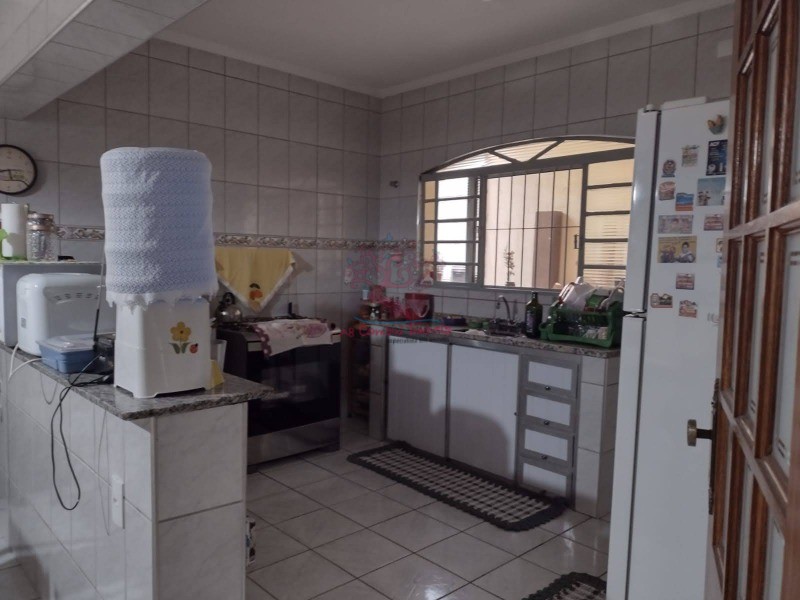 Sobrado à venda com 2 quartos, 180m² - Foto 26