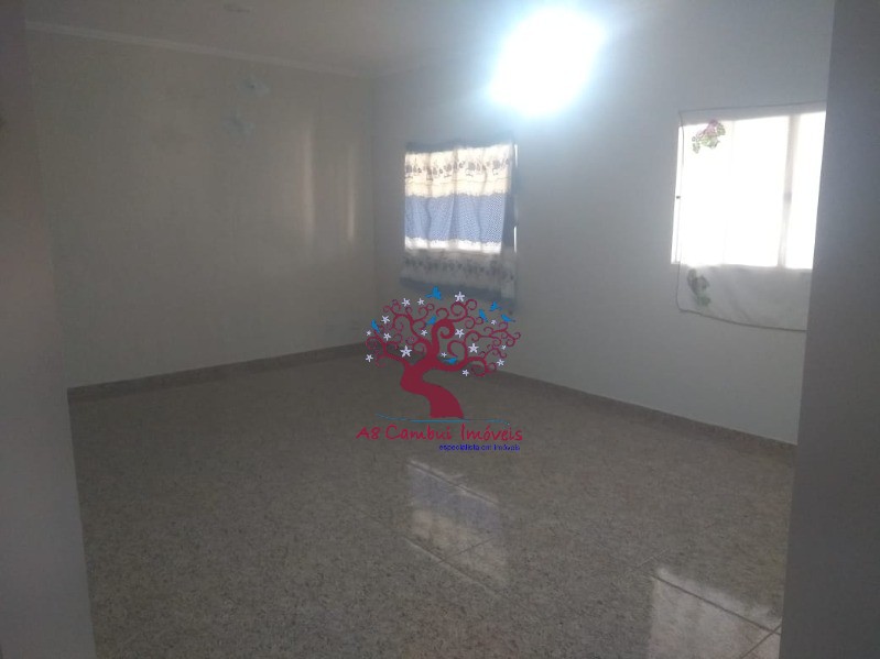 Casa à venda com 5 quartos, 330m² - Foto 3