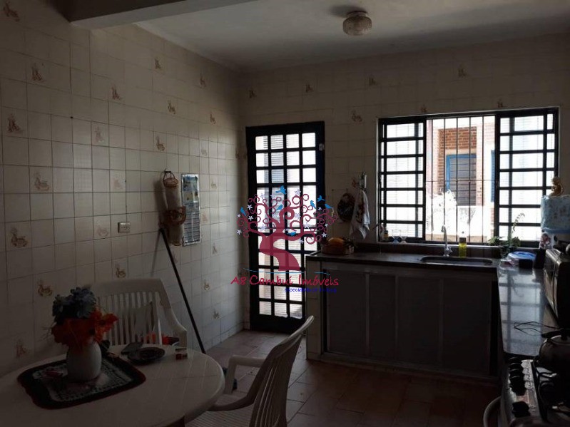 Sobrado à venda com 3 quartos, 200m² - Foto 8