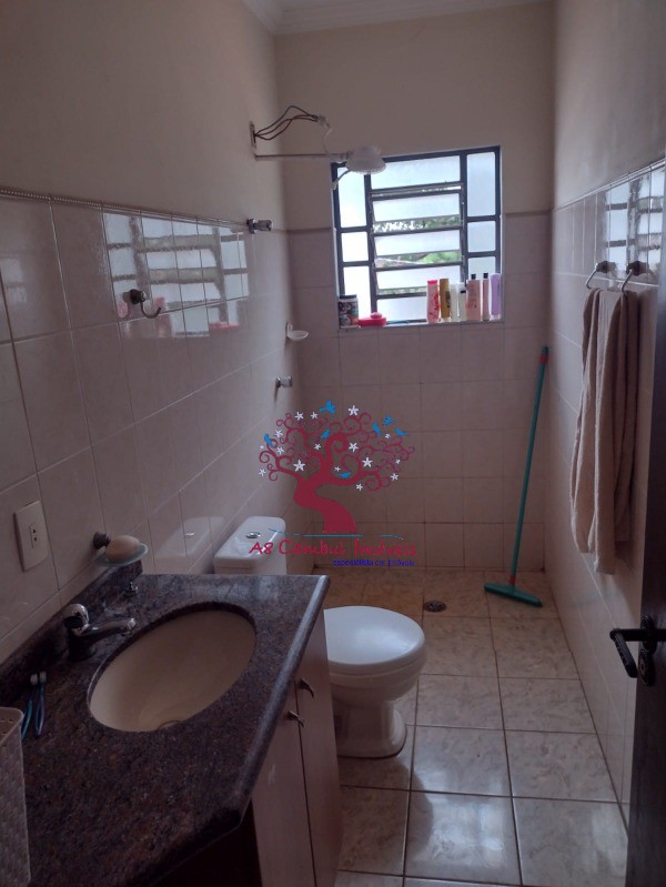 Sobrado à venda com 3 quartos, 322m² - Foto 3