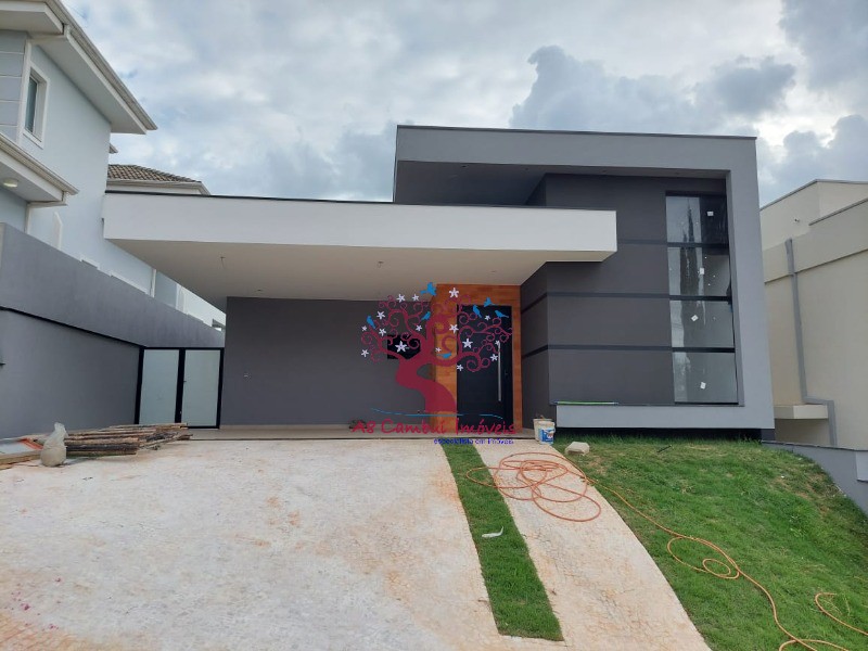 Casa à venda com 4 quartos, 200m² - Foto 1