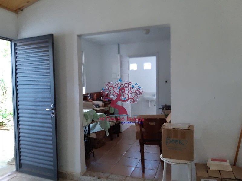 Casa à venda com 3 quartos, 306m² - Foto 24