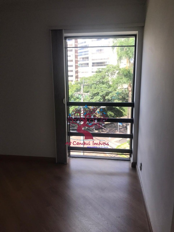 Apartamento à venda com 3 quartos, 161m² - Foto 2