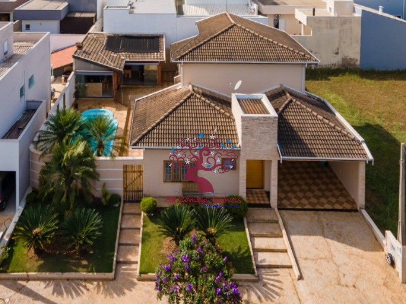 Casa à venda com 3 quartos, 500m² - Foto 1