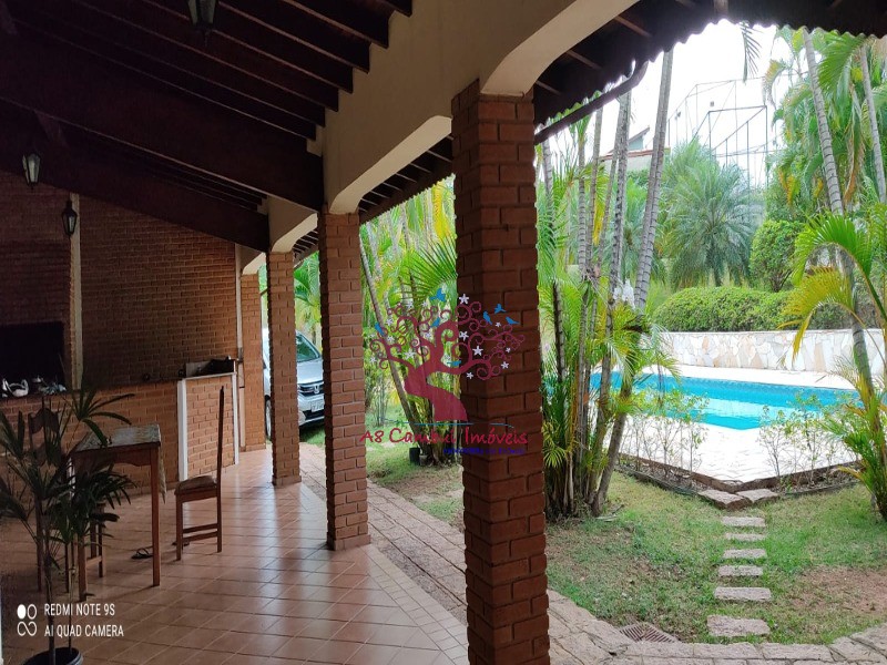 Fazenda à venda com 3 quartos, 250m² - Foto 1