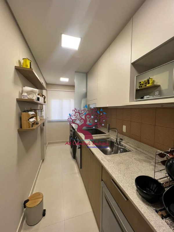 Apartamento à venda com 2 quartos, 67m² - Foto 16