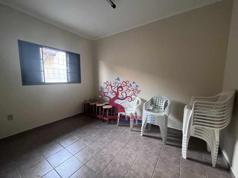 Casa à venda com 3 quartos, 181m² - Foto 3