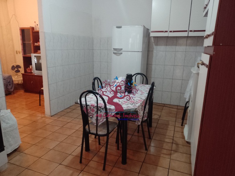 Casa à venda com 2 quartos, 160m² - Foto 12