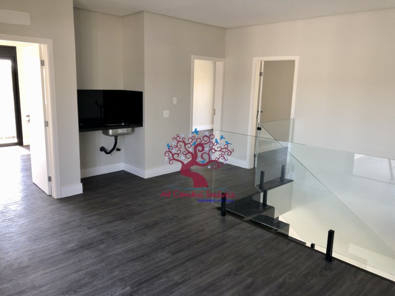 Sobrado à venda com 5 quartos, 300m² - Foto 25