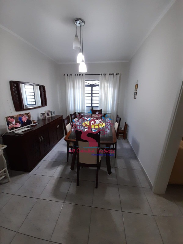 Casa à venda com 4 quartos, 282m² - Foto 11