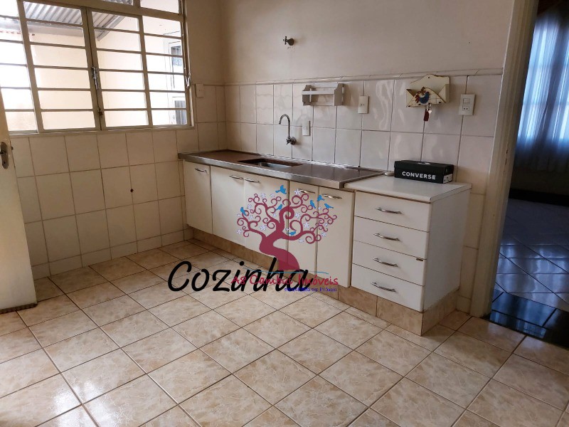 Casa à venda com 3 quartos, 390m² - Foto 5