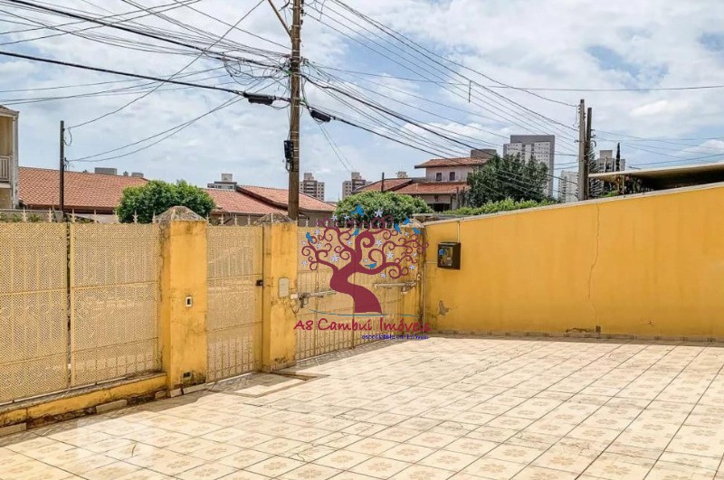 Sobrado à venda com 4 quartos, 300m² - Foto 3