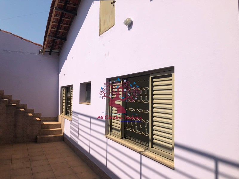 Casa à venda com 3 quartos, 250m² - Foto 13