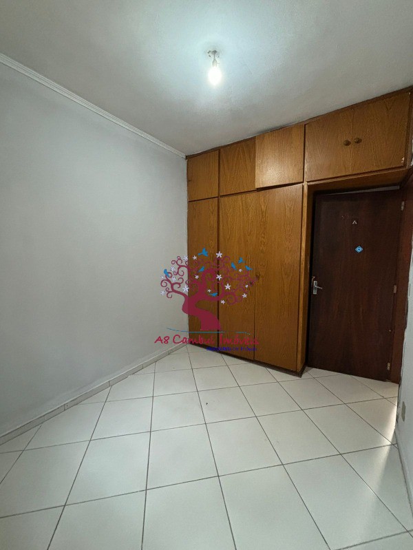 Casa à venda e aluguel com 4 quartos, 300m² - Foto 8