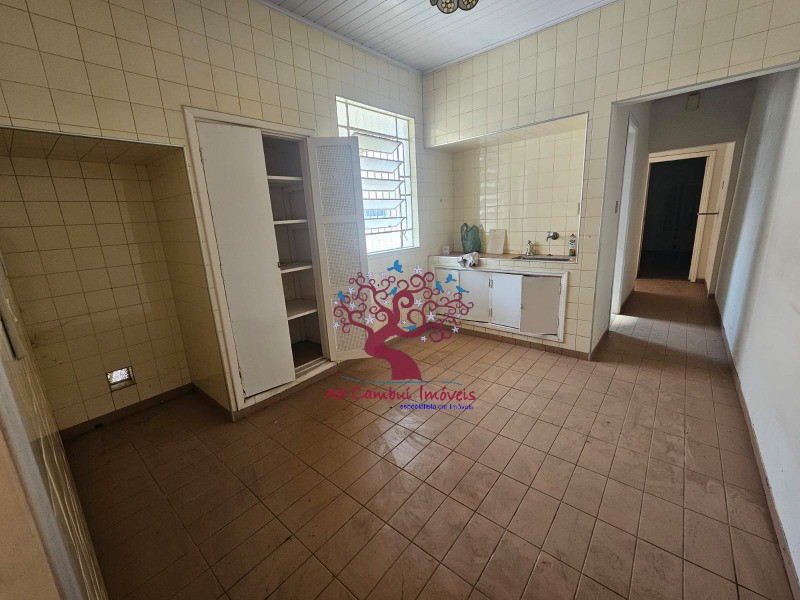 Casa à venda com 2 quartos, 248m² - Foto 12