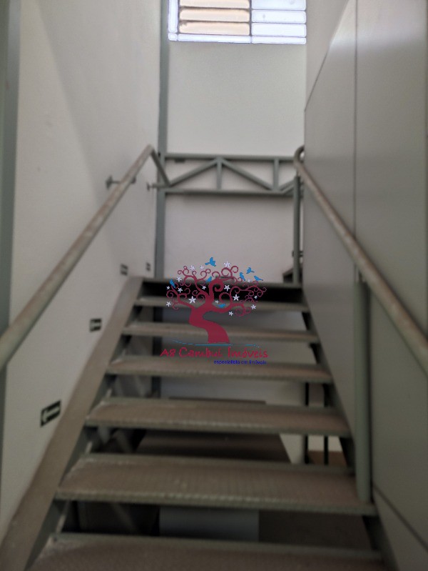 Depósito-Galpão-Armazém para alugar, 304m² - Foto 18