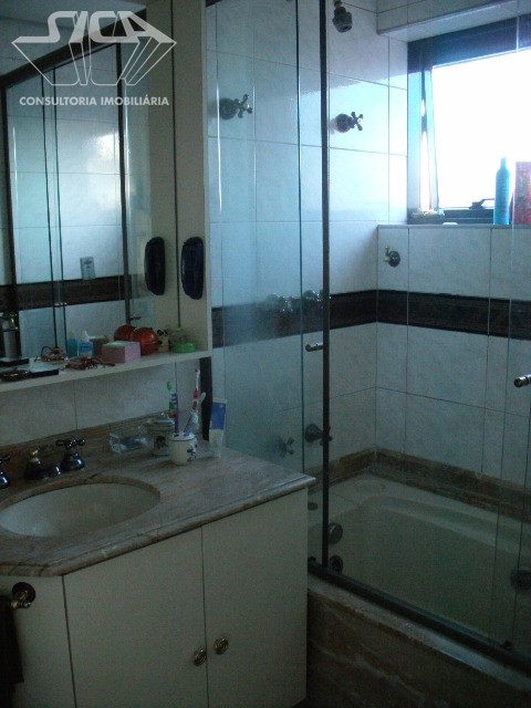 Apartamento à venda com 4 quartos, 190m² - Foto 15