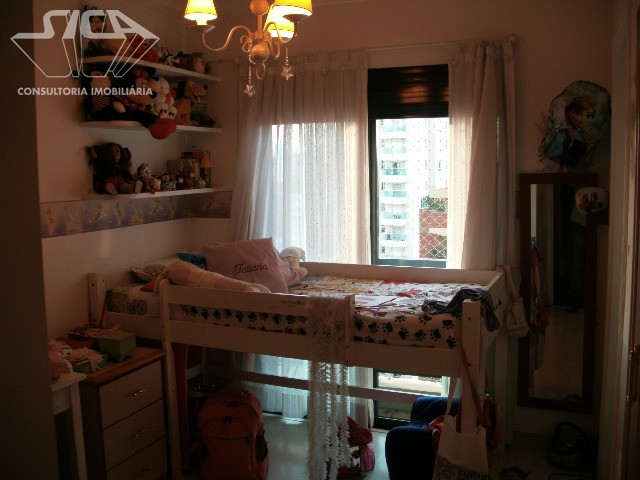 Apartamento à venda com 4 quartos, 190m² - Foto 17