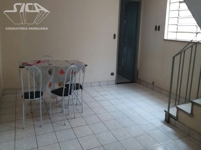 Casa à venda com 5 quartos, 257m² - Foto 2