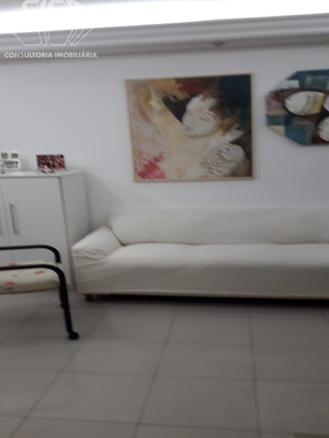 Apartamento à venda com 2 quartos, 60m² - Foto 4