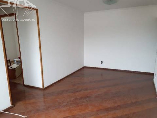 Apartamento à venda com 2 quartos, 75m² - Foto 1