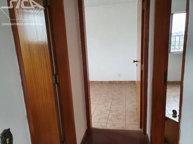 Apartamento à venda com 2 quartos, 75m² - Foto 4