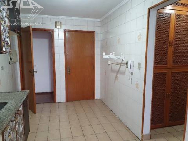 Apartamento à venda com 2 quartos, 75m² - Foto 3