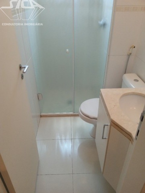 Apartamento para alugar com 3 quartos, 107m² - Foto 13