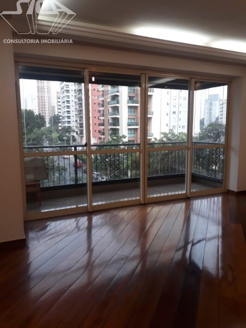 Apartamento à venda com 4 quartos, 160m² - Foto 2